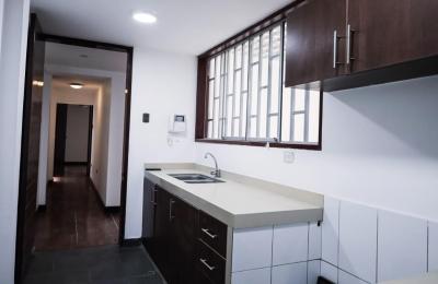 VENTA DE DEPARTAMENTO EN 1° PISO EN URB. SANTA VICTORIA